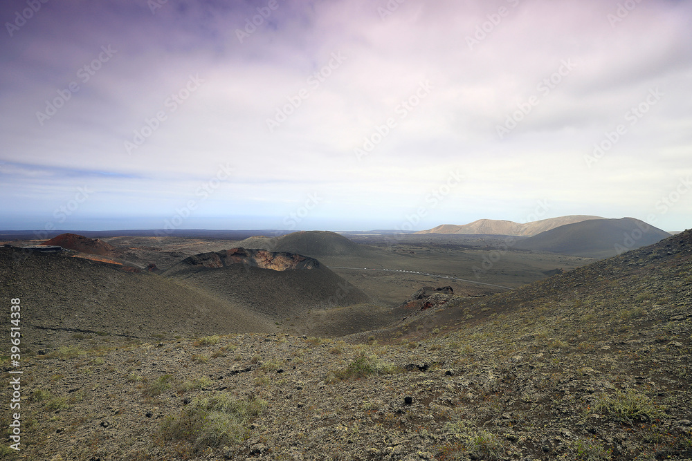 paisaje volcánico con el tedie 