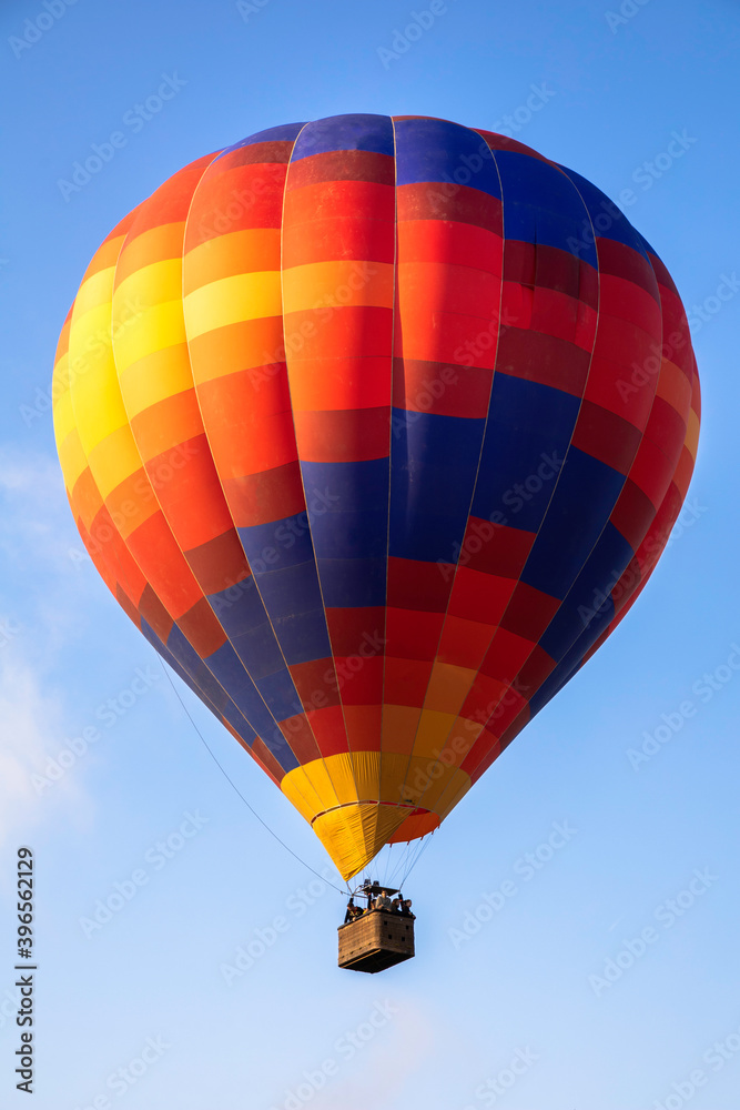 Fototapeta premium Colorful hot air balloon in the blue sky