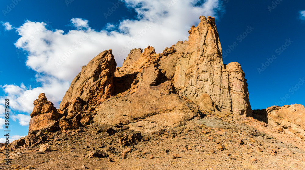 Fototapeta premium Church Rock On The Navajo Nation Near Kayenta, Arizona, USA