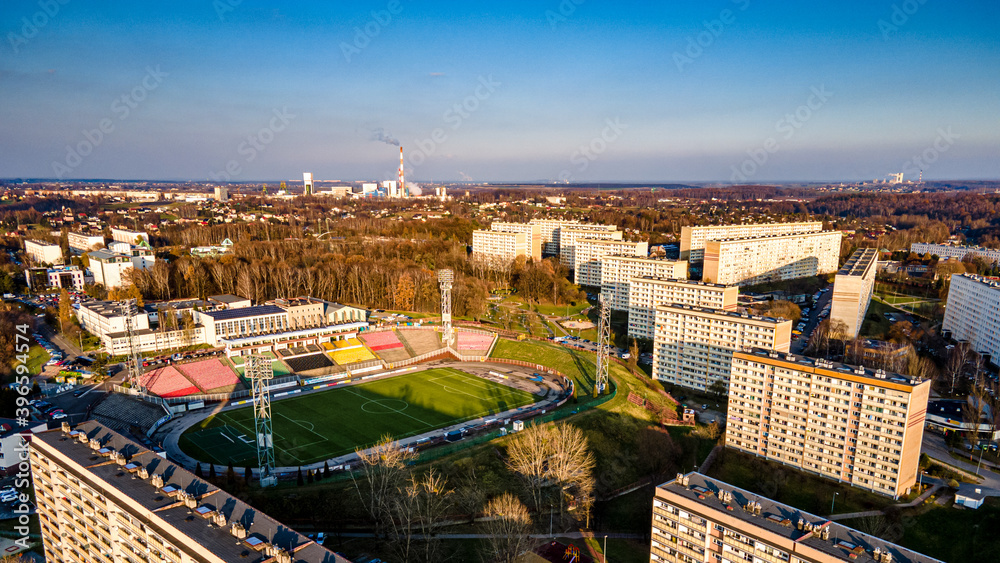 Obraz premium miasto Jastrzębie Zdrój na Śląsku w Polsce z lotu ptaka, jesienią