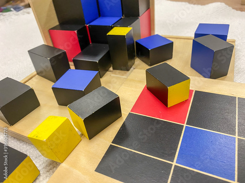 montessori sensor material binominar cube