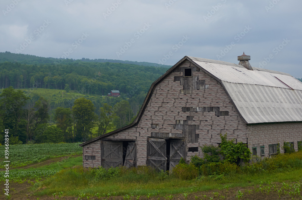 A Barn in the Hills