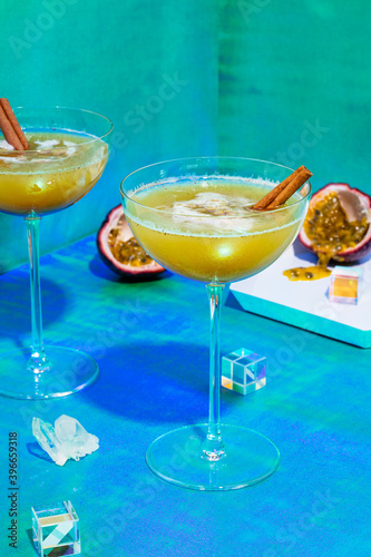 Pina canela passion fruit coocktail served on table