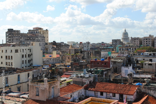 Beautiful people and wonderful architecture of Havana, Cuba