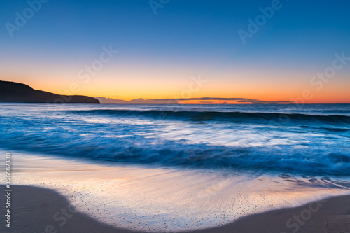 Fototapeta Naklejka Na Ścianę i Meble -  Sunrise by the Sea