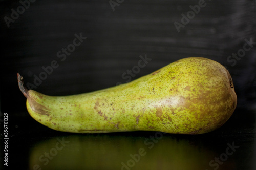 Still Food: Pear