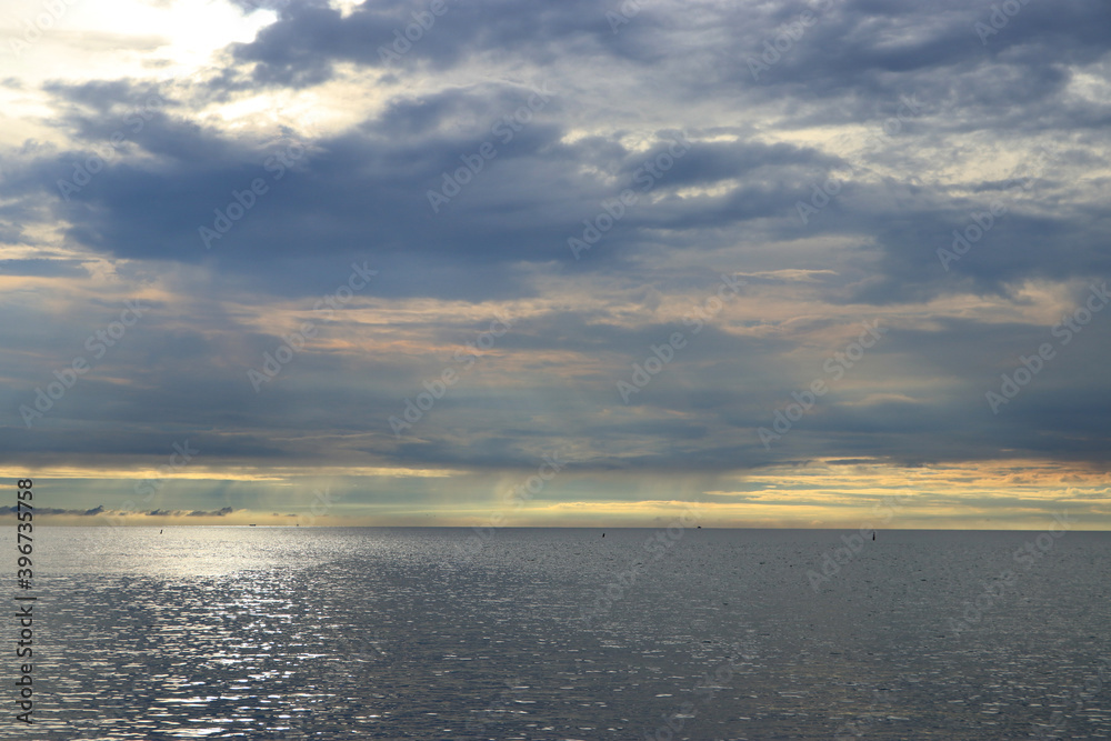 Dark sea and sky Tells about the weather that will rain. Dark sea and sky Tells about the weather that will rain.