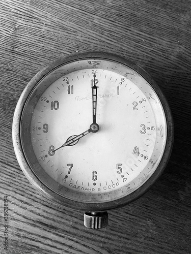 
antique clock
