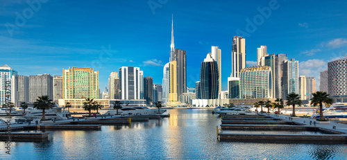 Obraz na płótnie ,dubai, UAE ,Dubai skyscrapers in beautiful city center and Sheikh Zayed road traffic,Dubai,United Arab Emirates w salonie
