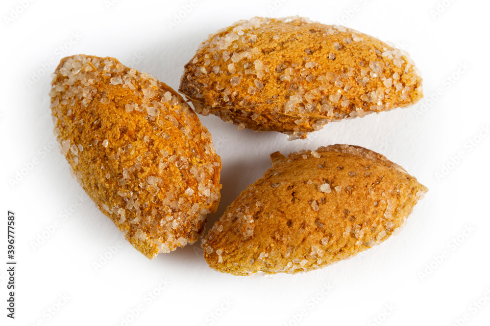 roasted, shelled and salted almonds roasted, shelled and salted almonds