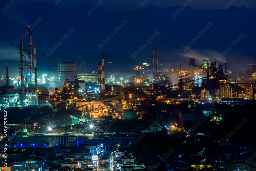 Night view of the factory zone, steelworks