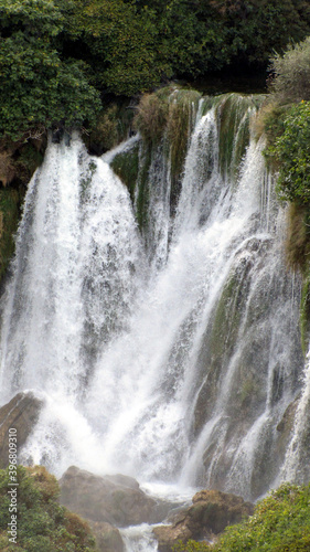 Fototapeta Naklejka Na Ścianę i Meble -  Bośnia i Hercegowina park narodowy Wodospady Kravica