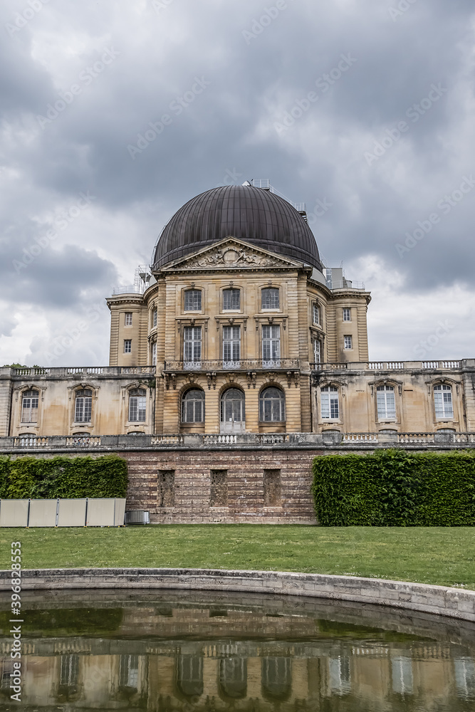 Picturesque Orangery (L'Orangerie de Meudon, XVII century) in Meudon. The Orangery - remain of the former old castle of Meudon. Meudon is a municipality in the southwestern suburbs of Paris, France.