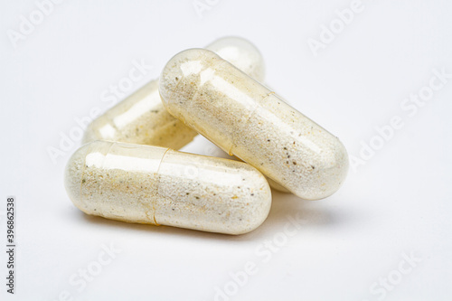 three white natural supplement
