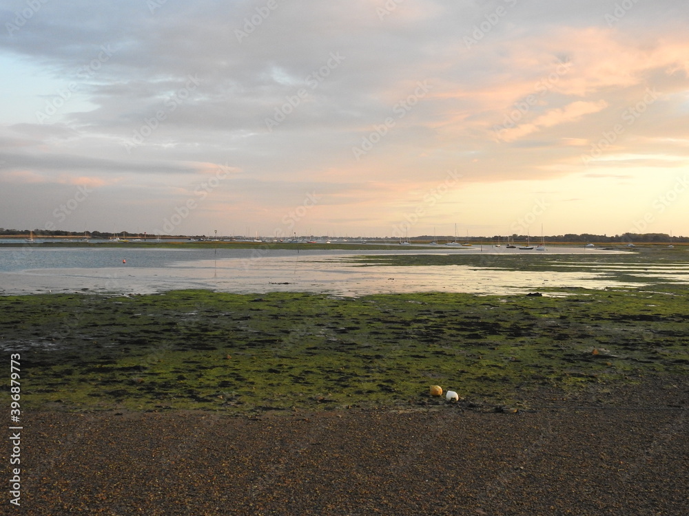 Obraz premium A vast bay during sunset
