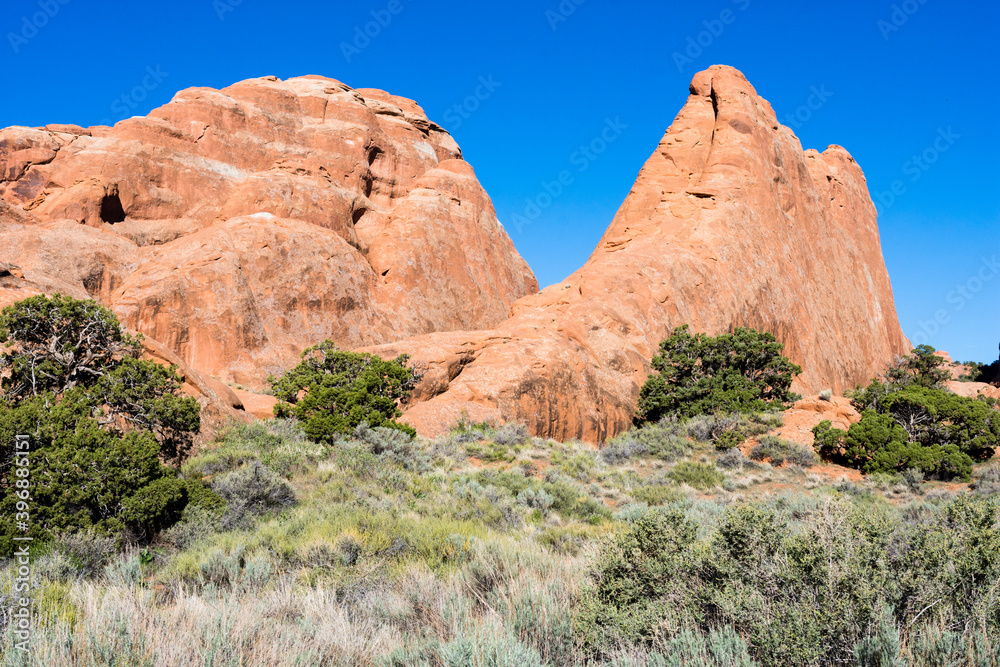Fototapeta premium View from the Devils Garden trailhead in Arches National Park - Utah, USA