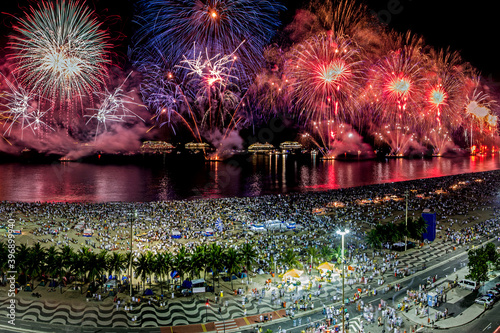Canvas Print Festa de ano novo, reveillon na praia de Copacabana