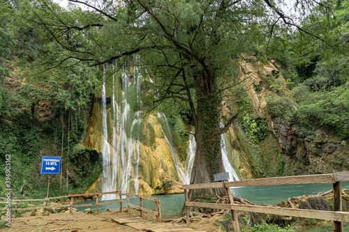 Cascada de Minas Viejas. Hermosa cascada con agua turquesa photo