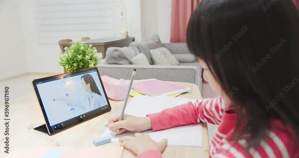 female child learn English online