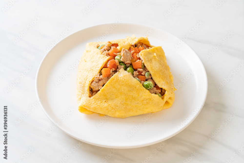 egg wrap or stuffed egg with minced pork and vegetable