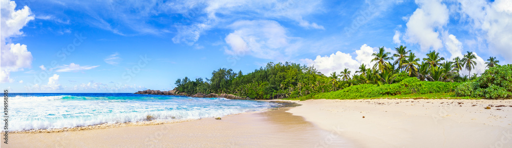 Beautiful wild lonely beach, police bay, seychelles 35