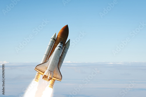 Fototapeta Naklejka Na Ścianę i Meble -  Rocket space craft. Launch. The elements of this image furnished by NASA.