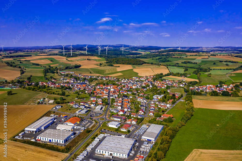 Kefenrod aus der Luft | Luftbilder vom Dorf Kefenrod in Hessen