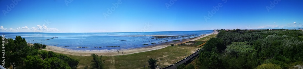 Grado Italien Strand Panorama Corona Lockdown menschenleer Grado Italien Strand Panorama Corona Lockdown menschenleer