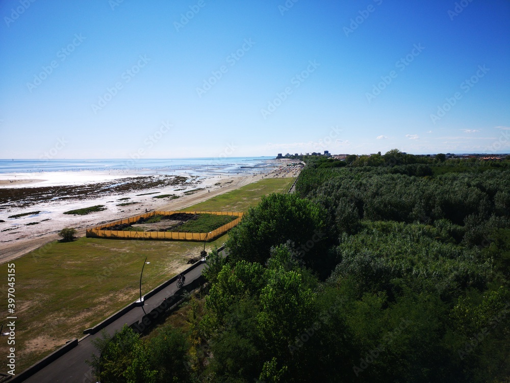 Wunschmotiv: Grado Italien Strand Panorama Corona Lockdown menschenleer #397045155