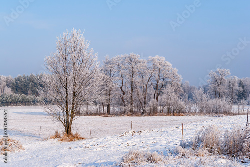 Piękna i mroźna zima na Podlasiu, Polska 