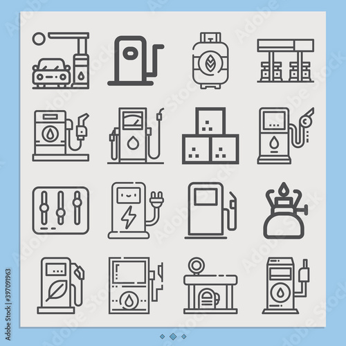 Simple set of cubic related lineal icons.