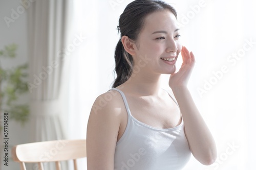 Free Download アジア人女性　ビューティ - GFXLoad