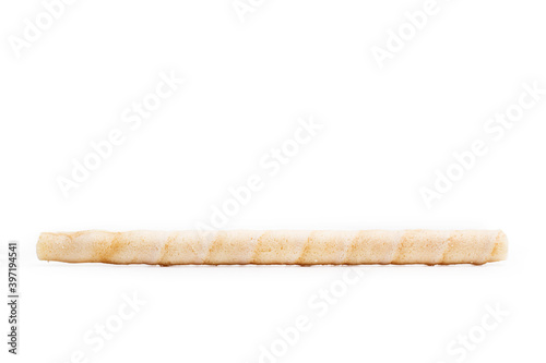 Waffle roll, palito de rollo de oblea crujiente sobre un fondo blanco aislado. Vista de frente. Copy space photo