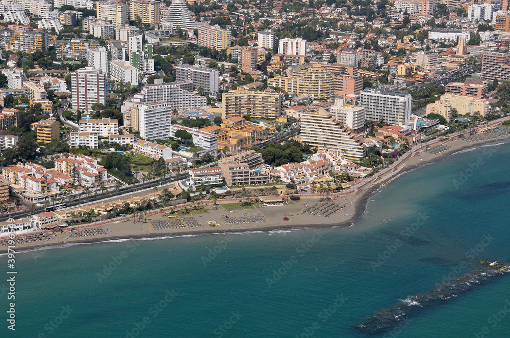 Foto aérea de la Costa del Sol en Málaga, España
