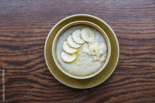 oatmeal with coconut milk and banana