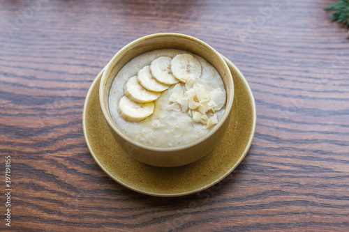 oatmeal with coconut milk and banana