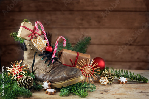 Foto German tradition to put the shoes in front of the door on Nicholas or Nikolaus d