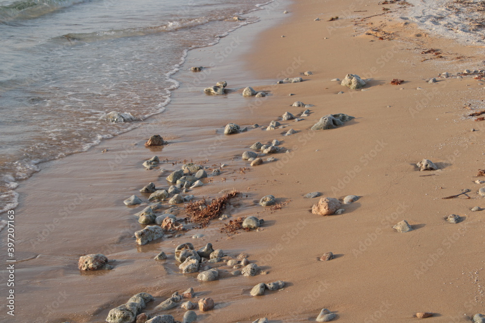 Obraz premium la spiaggia di maimoni al tramonto
