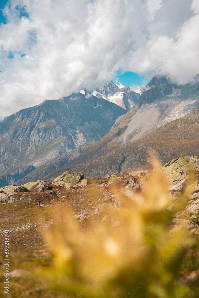 Fototapeta premium Aletschhorn summit from the glacier in autumn (Switzerland) 