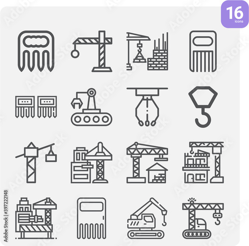 Simple set of stretch out related lineal icons. © Nana