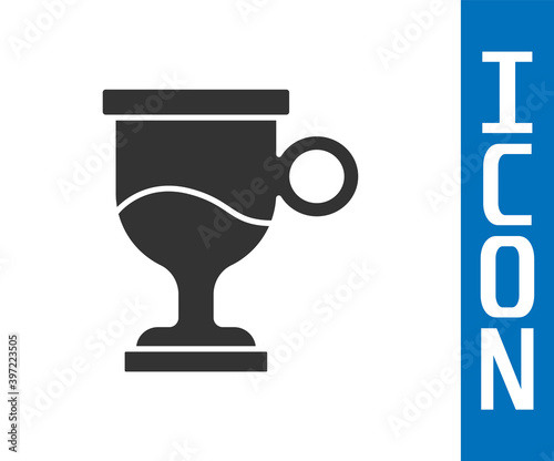 Grey Mulled wine with glass of drink and ingredients icon isolated on white background. Cinnamon stick, clove, lemon slice. Vector.