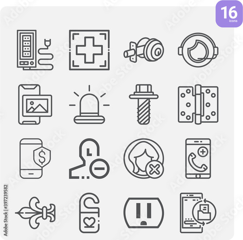 Simple set of exit related lineal icons.