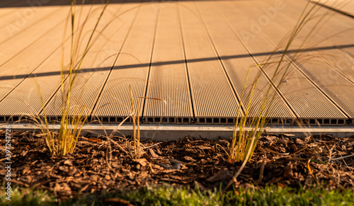 Obraz na płótnie terrace boards - practical use - garden cleaning w salonie