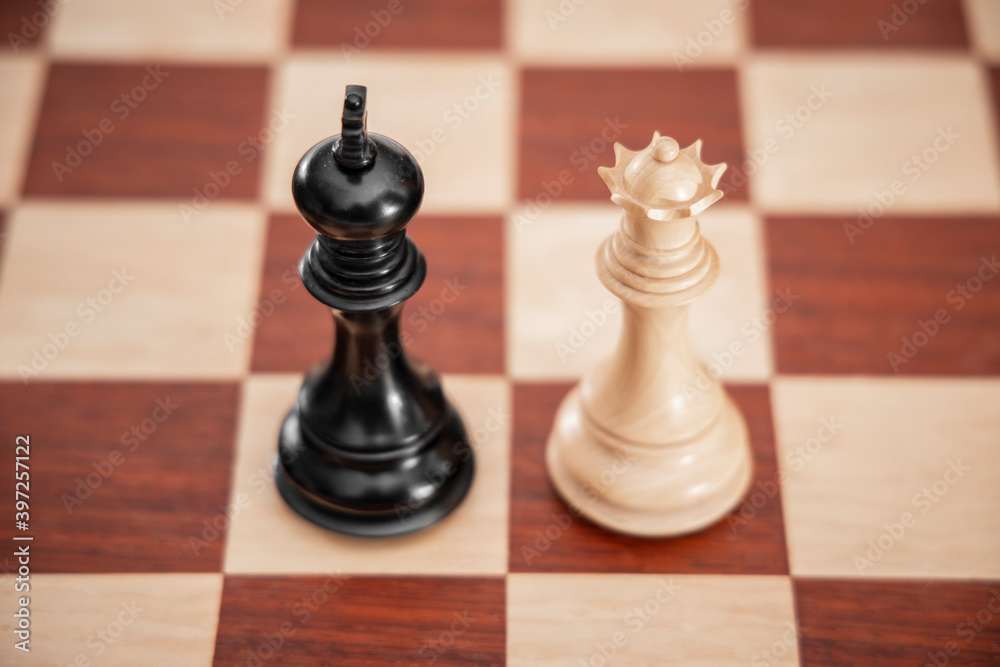Blur on Queen and King, chess game Blur on Queen and King, chess game