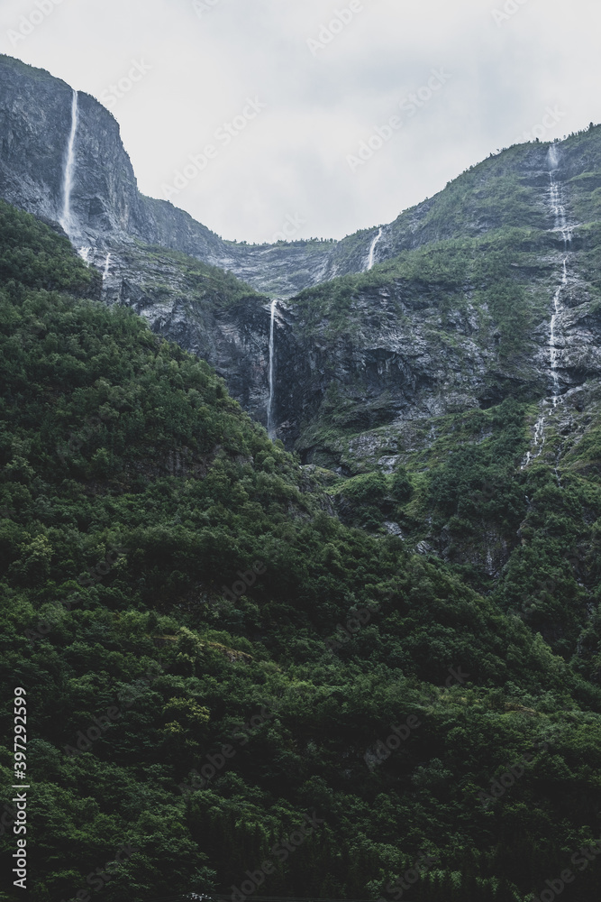 Obraz premium Waterfall in Norway