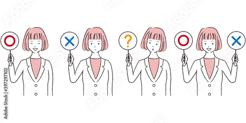 手描き1color  スーツの女性 おかっぱ　〇×？