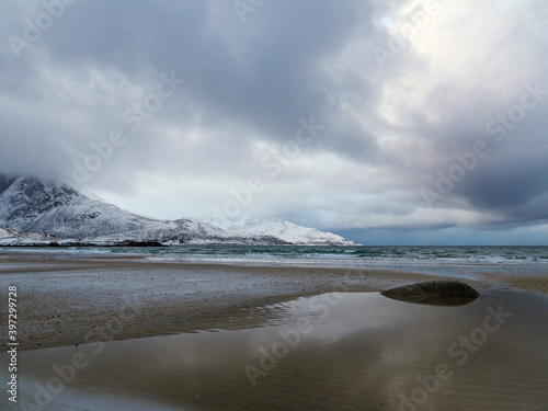 Strand bei Grotfjord, Kvaloya, Norwegen