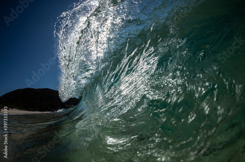 Glassy waves, Australia