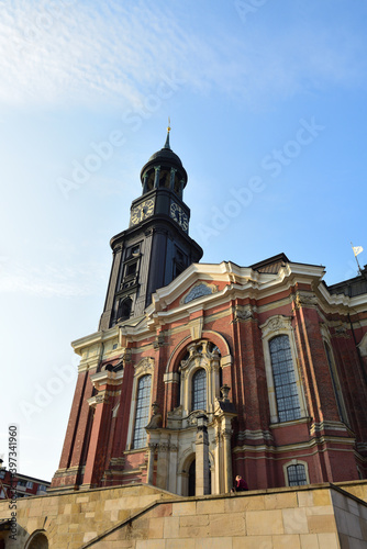 Hauptkirche Sankt Michaelis in Hamburg, Deutschland photo