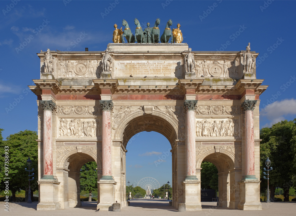 Arc de Triomphe at the Place du Carrousel